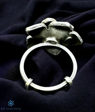 The Inchara Silver Finger Ring
