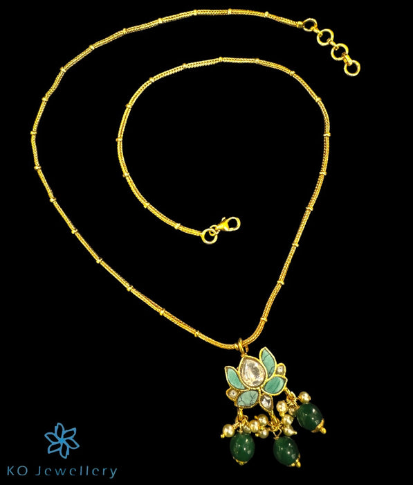 The Bhavin Silver Lotus Kundan Necklace