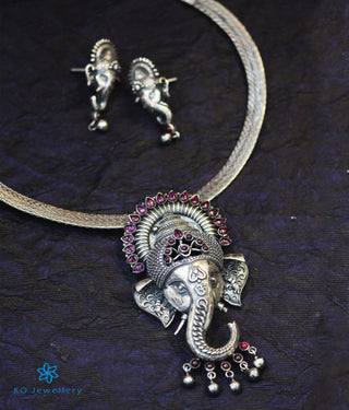 The Gajakarna Silver Ganesha Pendant (Oxidised)