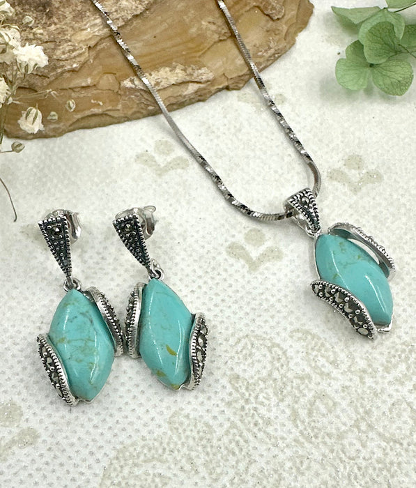 Buy Bohemian Turquoise Set Women Western Jewelry Turquoise Pendant Necklace  Turquoise Alloy Dangle Earrings Stretchable Turquoise Bracelet Western Boho Jewelry  Set for Women, Metal, No Gemstone at Amazon.in