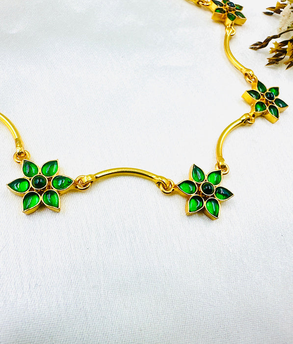 The Flowery Silver Necklace (Green)