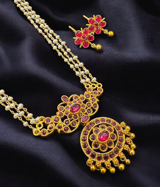 The Manyata Silver Pearl Necklace & Earrings