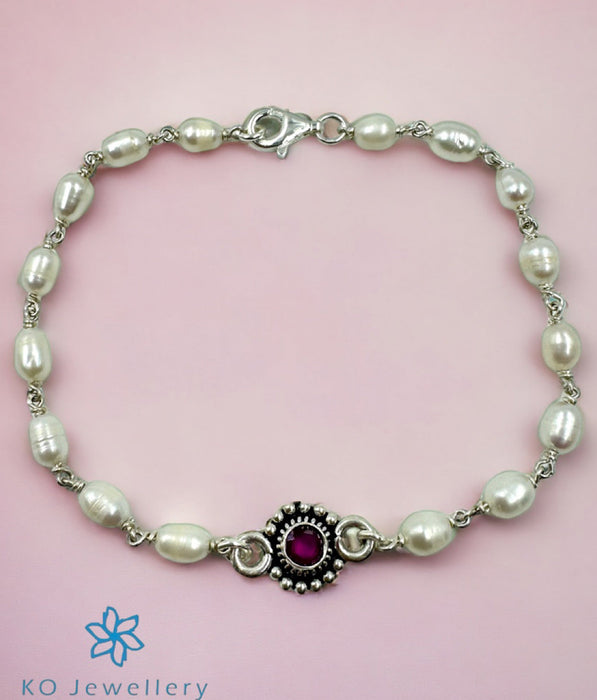 The Pia Silver Pearl  Bracelet (Red)