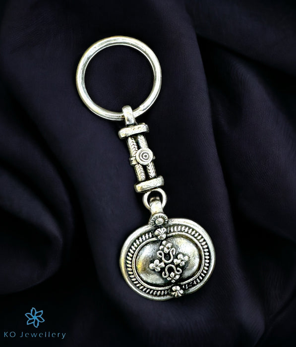 The Saanya Antique Silver Key Chain