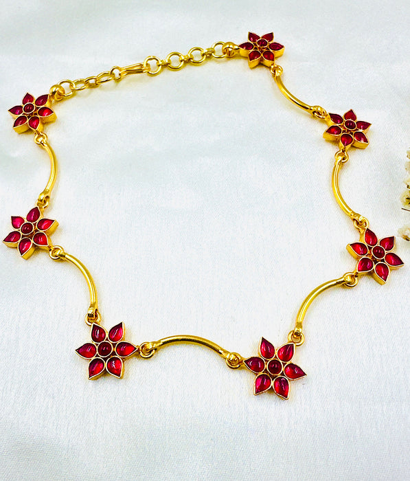 The Flowery Silver Necklace