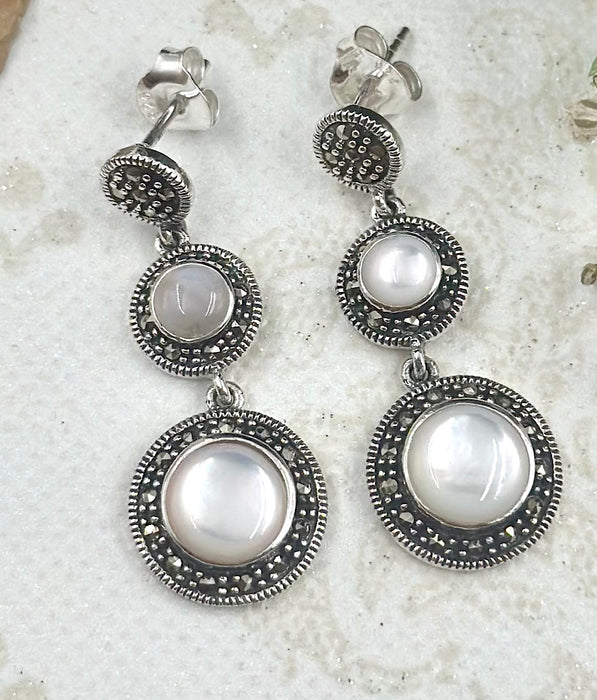 Mother of pearl Earrings – Femizen