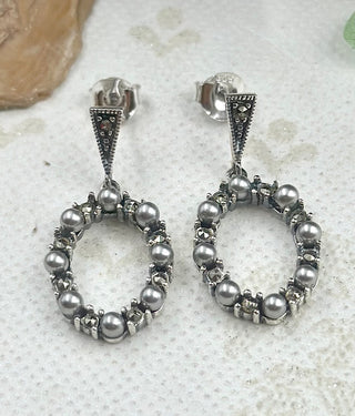 The Oval Silver Marcasite Earrings (Black Pearl)