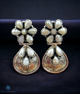 The Raisa Silver Gemstone Earrings (Pearl)