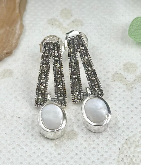 The Silver Marcasite Earrings (White)