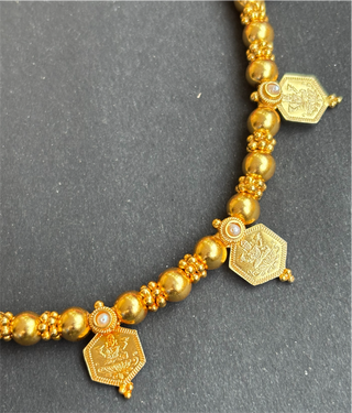 The Saumika Silver  Lakshmi Kasumala Coin Necklace & Earrings (Pearl)