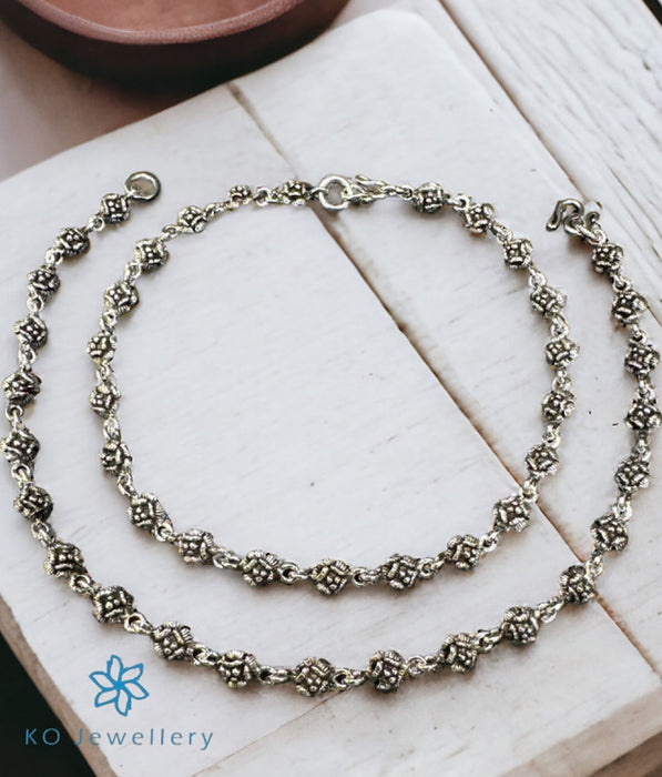 The Row of Rose Silver Floral Antique Anklets