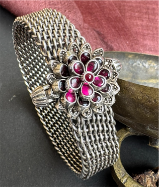 The Abhijita Silver Mesh Kemp Bracelet- Single (Oxidised/Size 2.2/2.4/2.6/2.8)