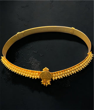 The Vaidehi Silver Lakshmi Gejje Oddiyanam Waist belt