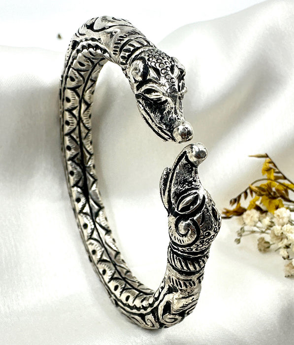 Norse Serpent Bracelet | Dragon / Snake Head Bracelet - Pewter – Sons of  Vikings