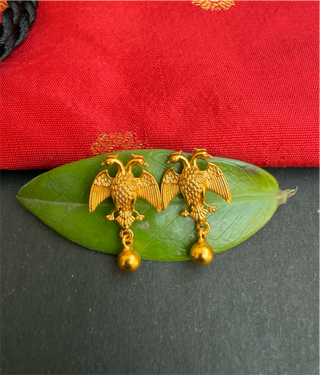 The Chaya Silver Black Thread Green Necklace & Earrings