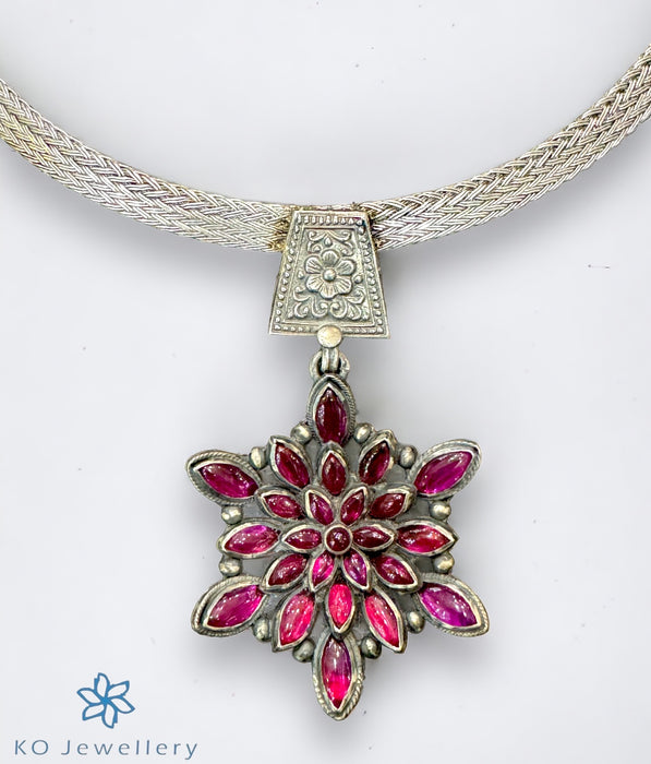 The Aashika Silver Necklace