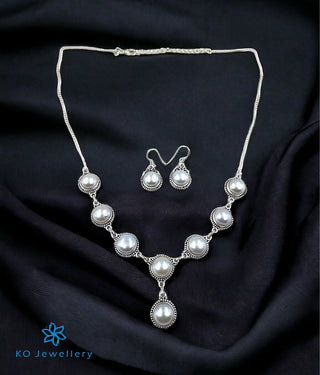 The Silver Pearl Necklace & Earrings