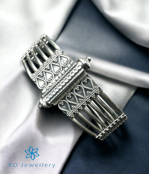 The Veda Silver Kada Bracelet (6 layers/Size 2.6)
