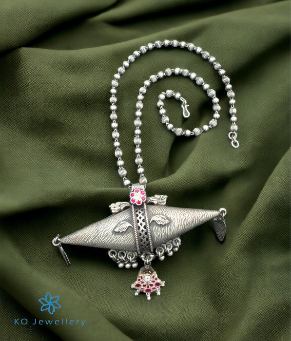 The Silver Taweez Necklace — KO Jewellery
