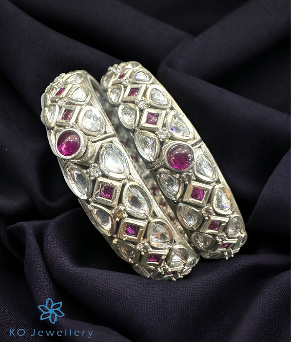 Buy Gold Polki Diamond Bracelet with Emeralds and Rubies Online at  Jaypore.com