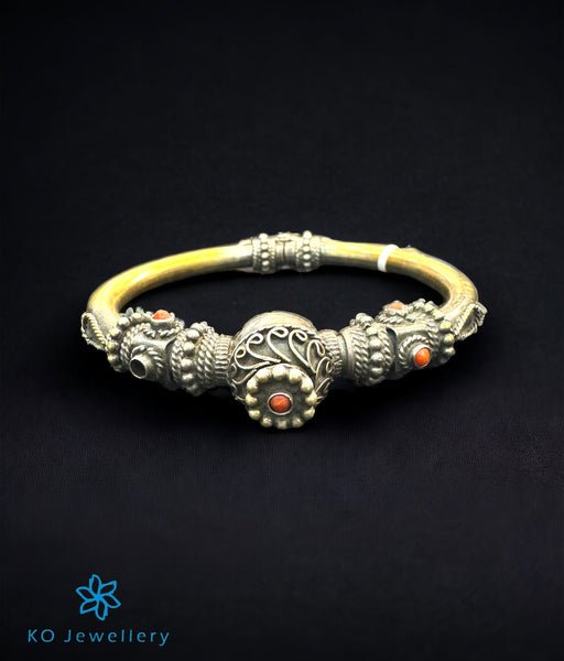 Amazon.com: IndianFashionTrend Art Stones Bangles Set For Women and Girls  Jaipur Rajasthani Indian Chura Chuda Fashion Jewellery (Gold Green,  Size-2.4) : Clothing, Shoes & Jewelry
