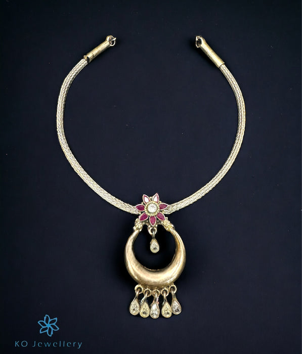 The Yadhvi Silver Gemstone Necklace