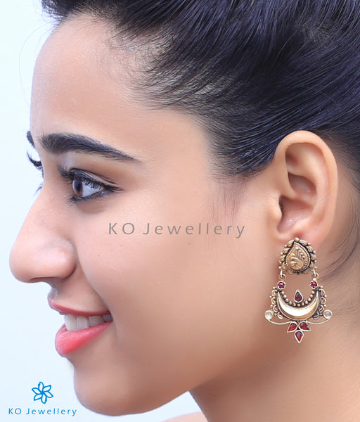 Buy antique kundan earrings online starting @INR 4,500