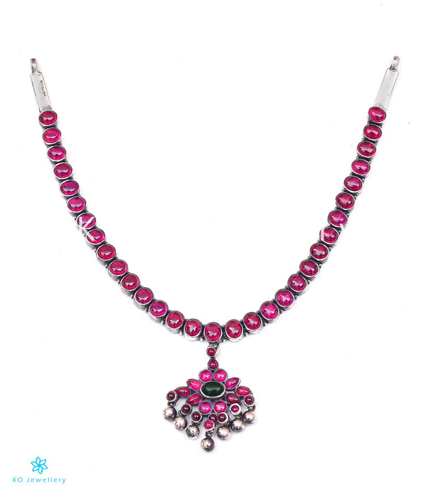 Necklace in classic South Indian temple jewellery design