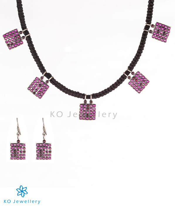 The Sutra Silver Antique Necklace Set