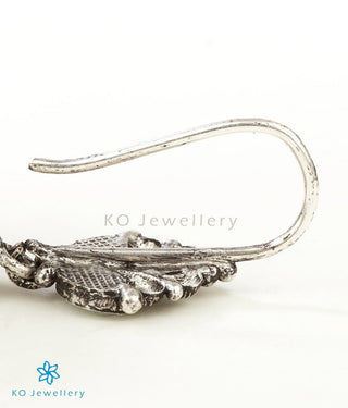 lightweight temple jewellery earrings in vintage design