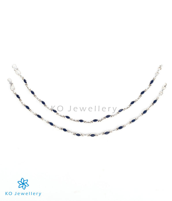 Delicate anklets with blue gemstones