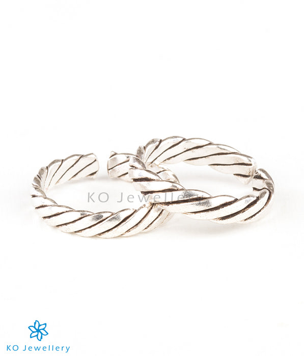 The Classic Silver Toe-Rings
