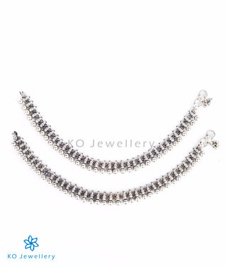 Antique anklets in silver 