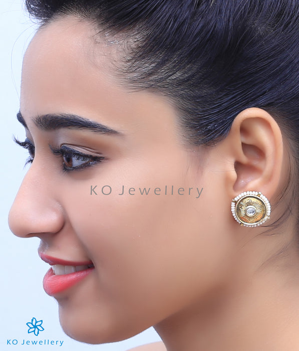Buy elegant glass polki earrings online @ INR 2,300