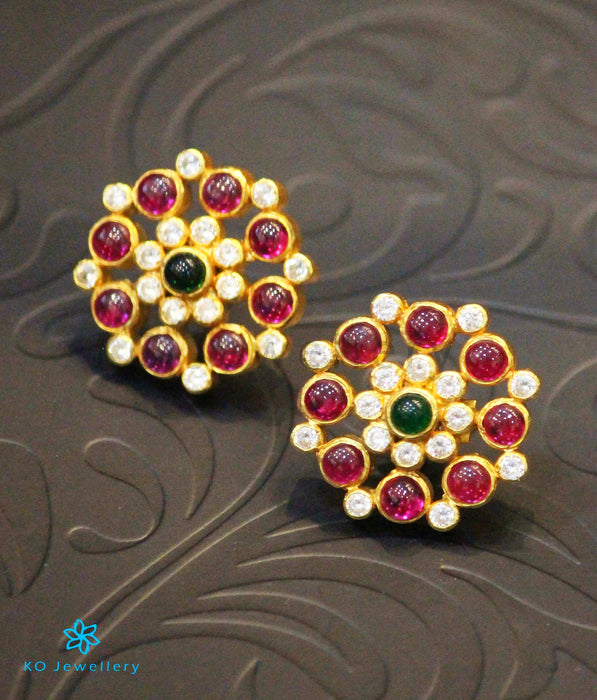 The Yajata Silver Ear-studs (Red)