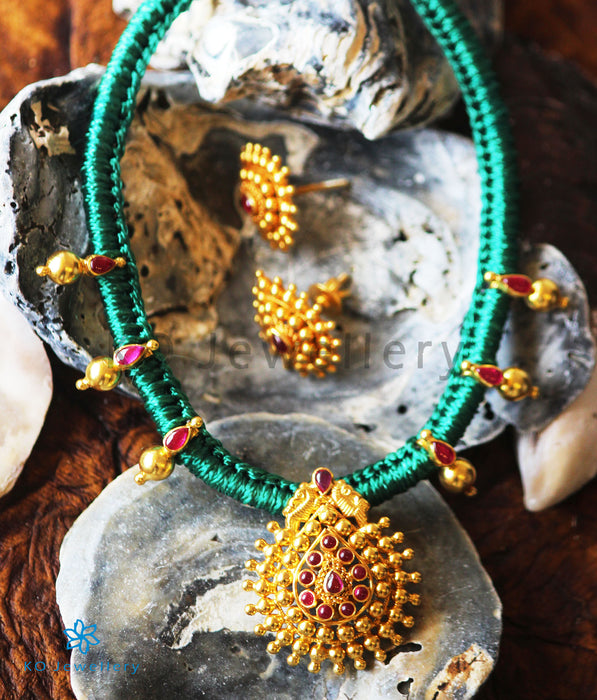 The Aradhana Silver Thread Necklace (Green)
