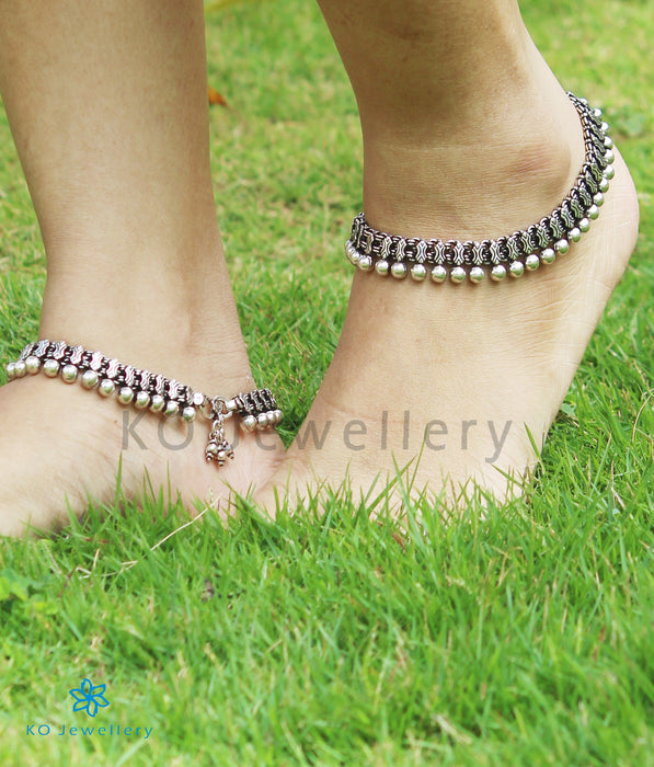 The Kriti  Silver Bridal Anklets