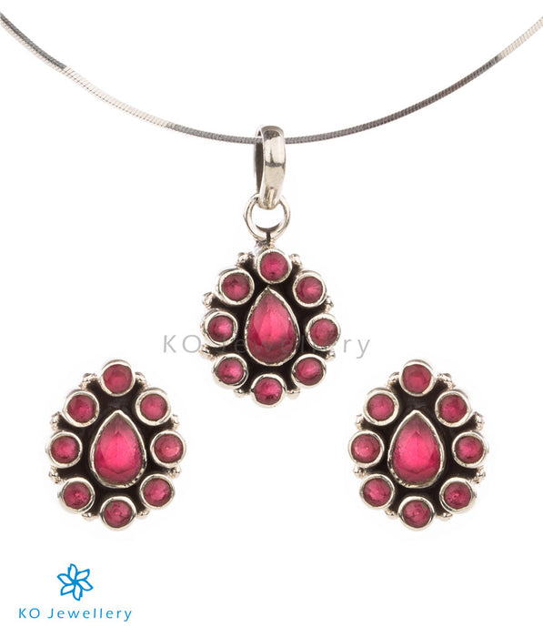 Lightweight, gorgeous red zircon and silver pendant set