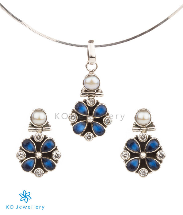 Blue zircon and freshwater pearl fine gemstone jewellery set