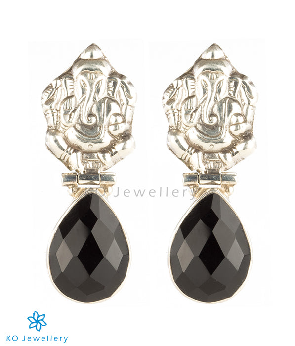The Varaprada Silver Earrings(Black)