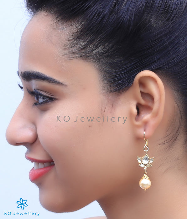 The Niloufar Silver Kundan Earrings