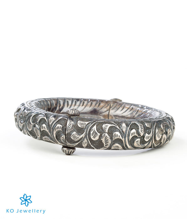 The Yudhvan Antique Silver Bracelet