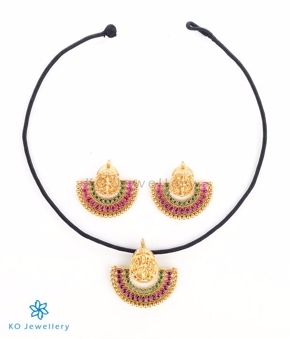 Beautiful temple jewellery set depicting Goddess Lakshmi