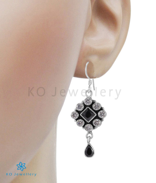 The Pranati Silver Gemstone Earrings (Black)