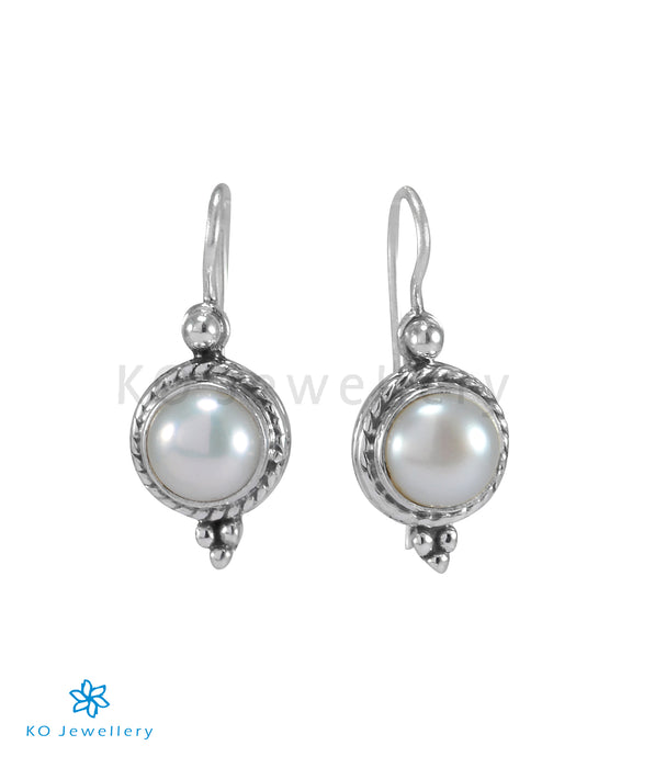 The Manya Silver Gemstone Earrings (Pearl)