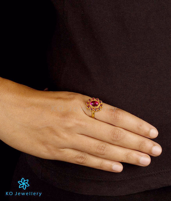The Mugdha Silver Finger Ring