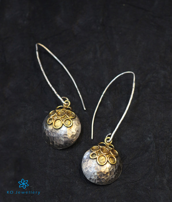 The Pratik Silver Earrings (Two-tone)