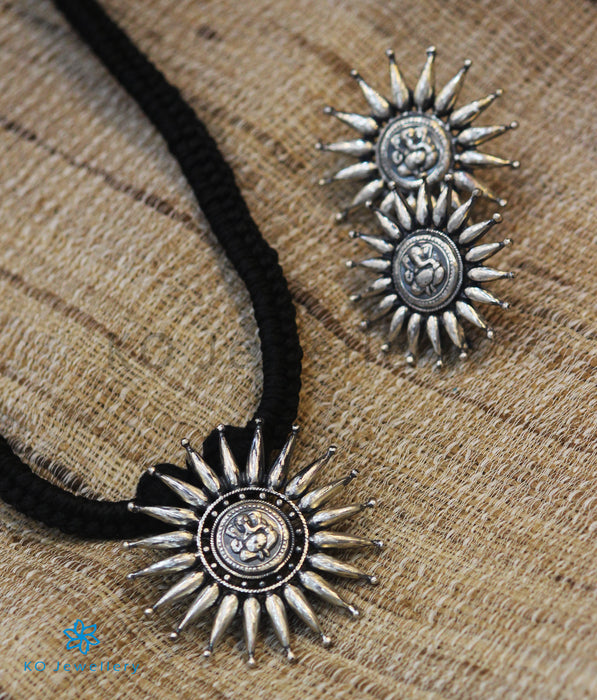 The Durja Silver Necklace (Oxidised)