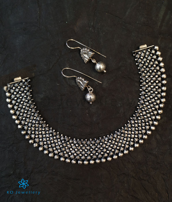 The Sahitya Antique Silver Necklace (Oxidised)