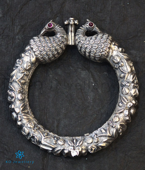 The Nritya Antique Silver Kada (Oxidised)